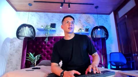 Dustin Sonne online show from 11/30/25, 04:05