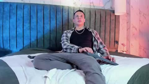 Dustin Sonne online show from 01/16/26, 03:32