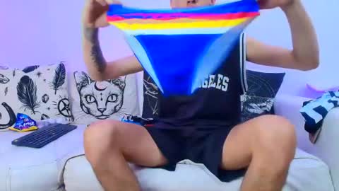 Dustin Dollin online show from 06/12/26, 06:29