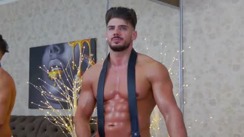 Dustin online show from 03/12/25, 12:31