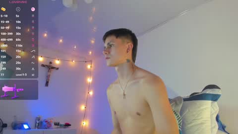 Snapshot of dustinlevine chatting on 01/09/25, 04:17 Dustin Levy online show from 01/09/25, 04:17