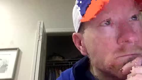 Snapshot of dustinthesweettalker chatting on 02/04/25, 02:39 Dustinthesweettalker online show from 02/04/25, 02:39