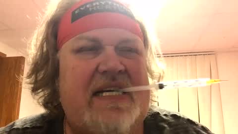 Snapshot of dustyballzer chatting on 12/10/24, 01:43 Dusty online show from 12/10/24, 01:43