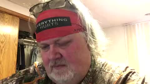 Snapshot of dustyballzer chatting on 12/18/24, 06:35 Dusty online show from 12/18/24, 06:35