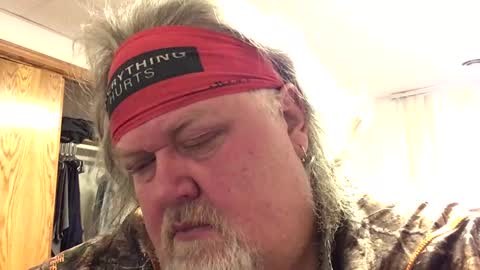 Snapshot of dustyballzer chatting on 12/22/24, 05:10 Dusty online show from 12/22/24, 05:10