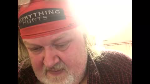 Snapshot of dustyballzer chatting on 01/04/25, 01:52 Dusty online show from 01/04/25, 01:52