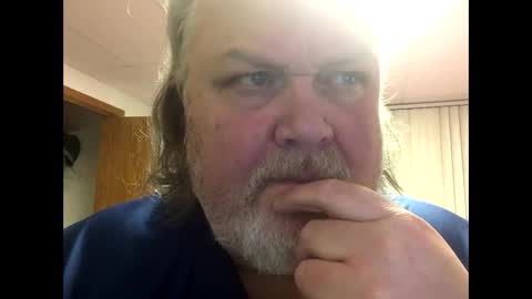 Snapshot of dustyballzer chatting on 01/10/25, 03:39 Dusty online show from 01/10/25, 03:39