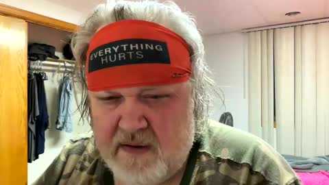 Snapshot of dustyballzer chatting on 01/12/25, 12:28 Dusty online show from 01/12/25, 12:28