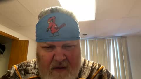 Snapshot of dustyballzer chatting on 02/09/25, 04:29 Dusty online show from 02/09/25, 04:29