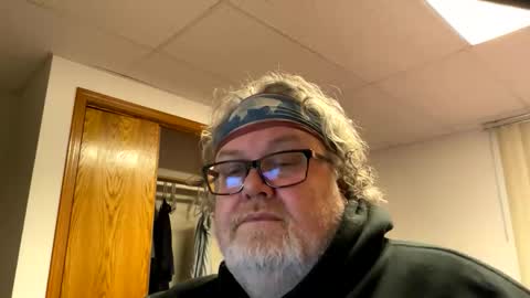 Snapshot of dustyballzer chatting on 04/24/26, 02:52 Dusty online show from 04/24/26, 02:52