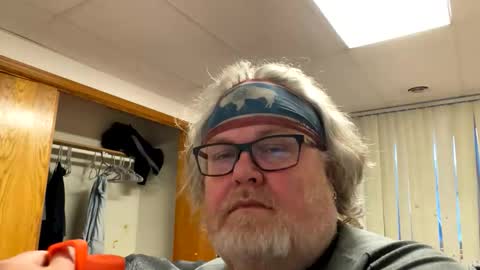 Snapshot of dustyballzer chatting on 05/01/26, 12:10 Dusty online show from 05/01/26, 12:10