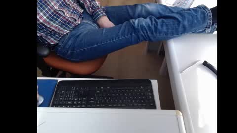 dutchpornking2 online show from 03/04/25, 11:51