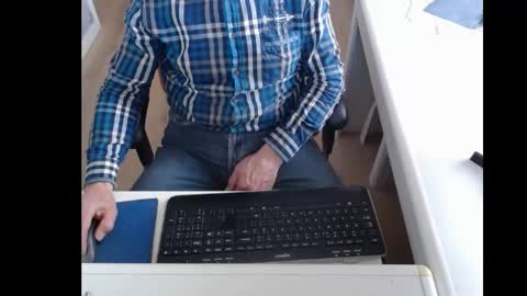 dutchpornking2 online show from 03/09/25, 08:40