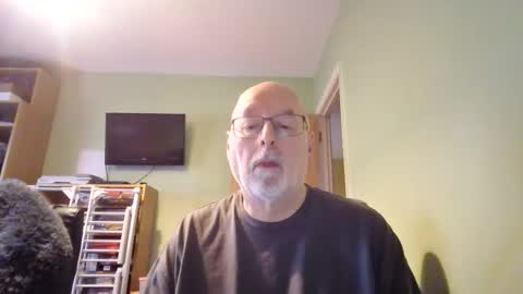 Snapshot of dutchunclejohn chatting on 01/19/26, 01:59 DutchUncleJohn online show from 01/19/26, 01:59