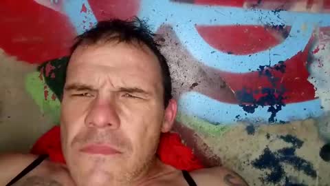 dwadek081704 online show from 09/09/25, 02:55