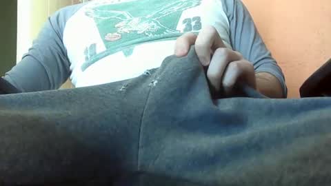 Snapshot of dweav240 chatting on 02/07/25, 04:56 dweav240 online show from 02/07/25, 04:56