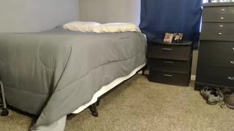 Snapshot of dwhitey4u chatting on 12/11/24, 06:42 dwhitey4u online show from 12/11/24, 06:42