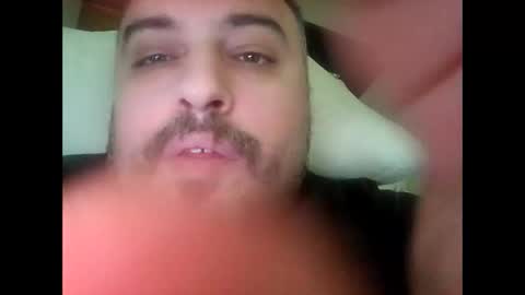 Snapshot of dwizziz chatting on 10/27/25, 01:09 Ivan online show from 10/27/25, 01:09