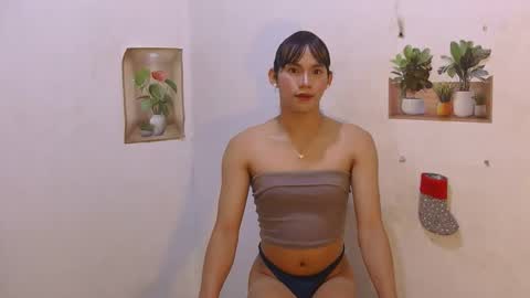 Snapshot of dy_namite chatting on 04/07/26, 05:24 dy_namite online show from 04/07/26, 05:24