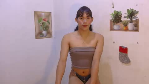 Snapshot of dy_namite chatting on 04/19/26, 05:34 dy_namite online show from 04/19/26, 05:34