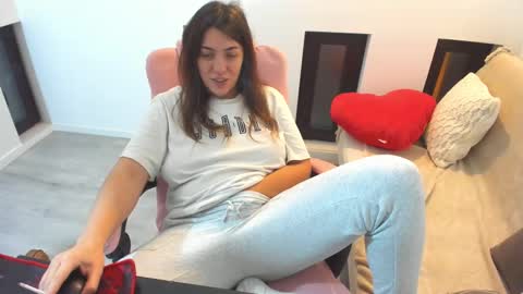 dayana online show from 01/06/26, 05:33