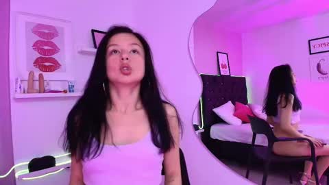 dyanamoon14_ls online show from 10/25/25, 01:07