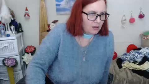 Snapshot of dyannelovee chatting on 01/18/25, 05:59 Dyanne online show from 01/18/25, 05:59