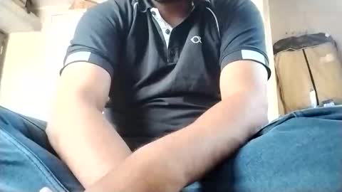 Snapshot of dyccc chatting on 03/01/26, 10:39 Rockhandsome online show from 03/01/26, 10:39