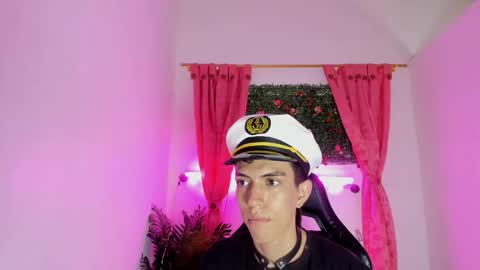 Snapshot of dylan_2005 chatting on 09/19/25, 11:33 Dylan online show from 09/19/25, 11:33