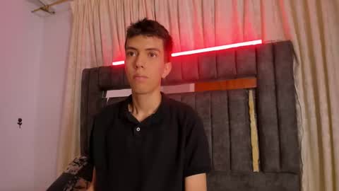 Snapshot of dylan_2005 chatting on 10/06/25, 11:40 Dylan online show from 10/06/25, 11:40