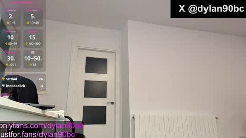 Snapshot of dylan_90 chatting on 11/15/25, 05:31 dylan online show from 11/15/25, 05:31