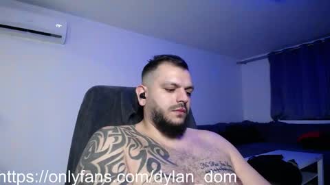Snapshot of dylan_dom_ chatting on 04/09/26, 11:10 Dylan Dom online show from 04/09/26, 11:10
