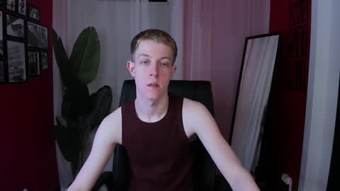 Snapshot of dylan_norton chatting on 03/12/26, 11:27 Dylan online show from 03/12/26, 11:27