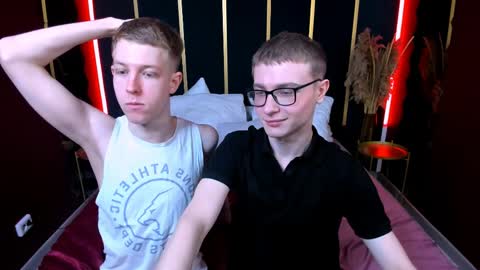 Snapshot of dylan_norton chatting on 03/31/26, 10:59 Dylan online show from 03/31/26, 10:59