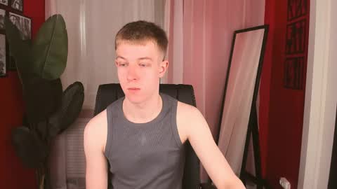 Snapshot of dylan_norton chatting on 05/14/26, 10:11 Dylan online show from 05/14/26, 10:11
