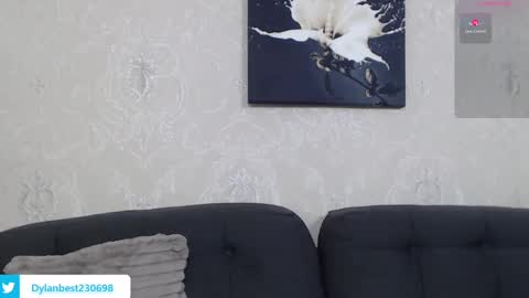 Dylan online show from 12/19/24, 11:39