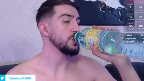 Dylan online show from 01/31/25, 06:57