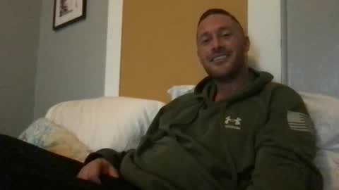 Snapshot of dylan_thick chatting on 01/10/25, 04:54 Dylans ThicK online show from 01/10/25, 04:54