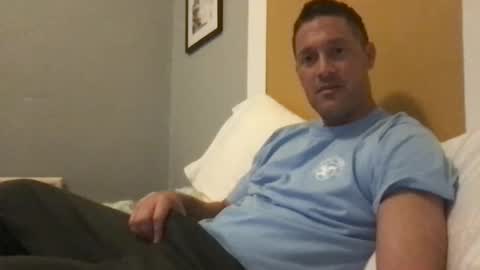 Snapshot of dylan_thick chatting on 02/20/25, 04:18 Dylans ThicK online show from 02/20/25, 04:18