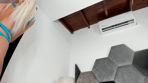 Snapshot of dylan_turner_ chatting on 09/29/25, 09:19 dylan_turner_ online show from 09/29/25, 09:19