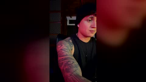 dylan_west21 online show from 05/08/26, 11:54