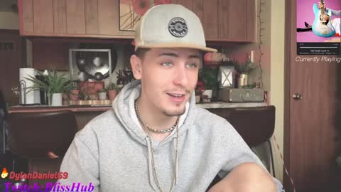 Snapshot of dylandaniel69 chatting on 01/13/25, 04:08 Dylan Daniel 7.8 online show from 01/13/25, 04:08