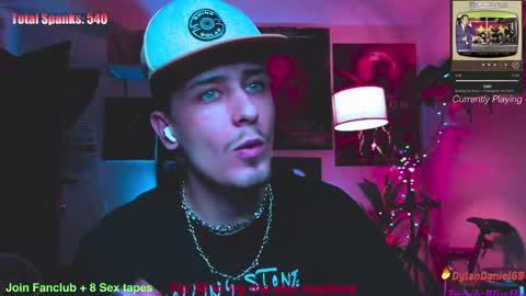 Snapshot of dylandaniel69 chatting on 01/30/25, 12:29 Dylan Daniel 7.8 online show from 01/30/25, 12:29