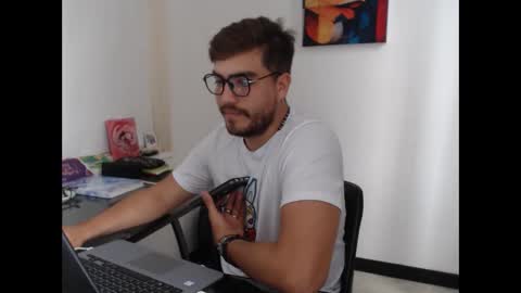 dylanhot10 online show from 12/02/24, 07:16