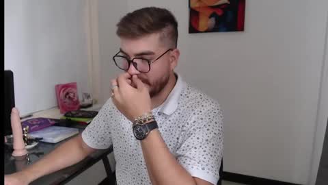 dylanhot10 online show from 12/29/24, 07:32