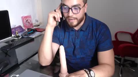 dylanhot10 online show from 01/28/25, 09:19