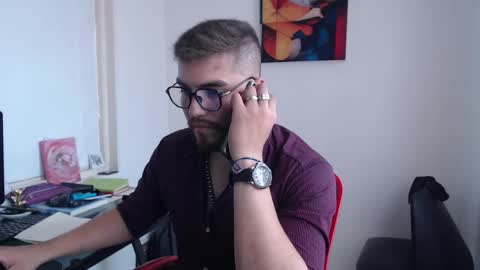 dylanhot10 online show from 02/04/25, 07:55