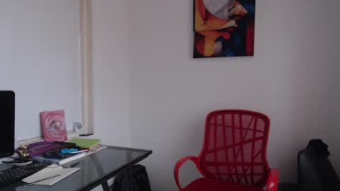 dylanhot10 online show from 02/04/25, 10:55