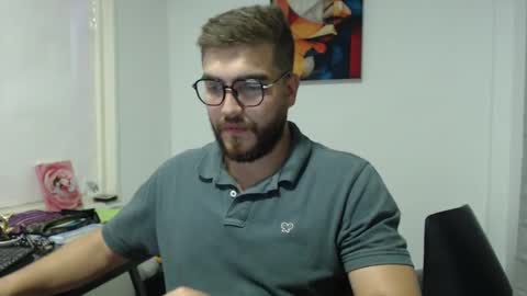 dylanhot10 online show from 02/14/25, 12:19