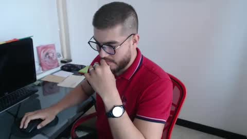 dylanhot10 online show from 09/16/25, 08:43